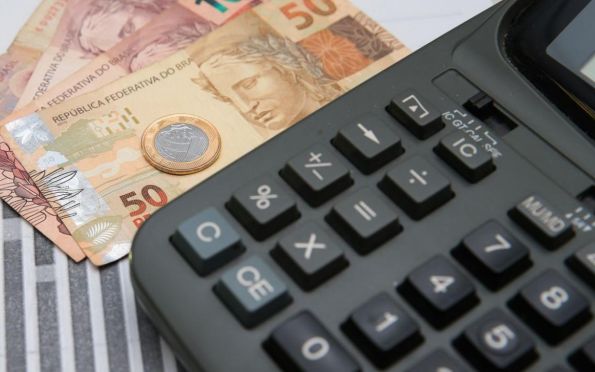Inflação oficial cai para 0,47% em maio, diz novo levantamento do IBGE