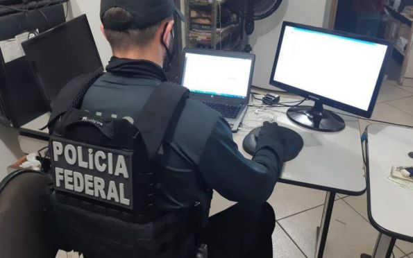 Polícia Federal prende importador que usava Correios para trazer armas