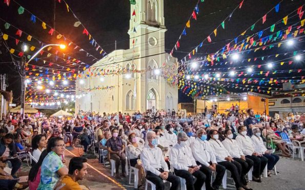 Santo Antônio: fiéis comemoram retorno de procissões e trezenas presenciais