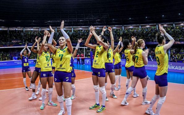 Seleção feminina de vôlei retoma caminho das vitórias na Liga das Nações
