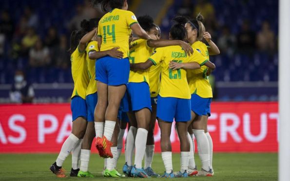 Brasil atropela Peru antes das semifinais da Copa América Feminina