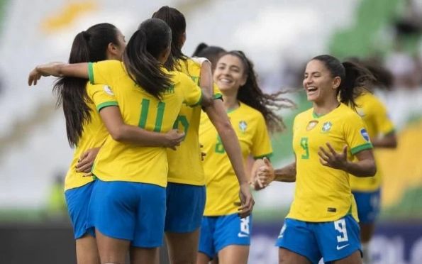 Com vaga garantida na semi, Brasil encara o Peru na Copa América