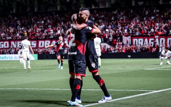 Corinthians perde e Flamengo empata em 1º jogo da Copa do Brasil
