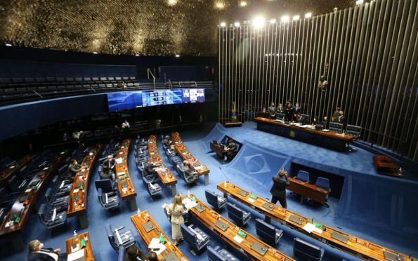 Pacheco decide abrir CPI do MEC, mas instalação será depois da eleição