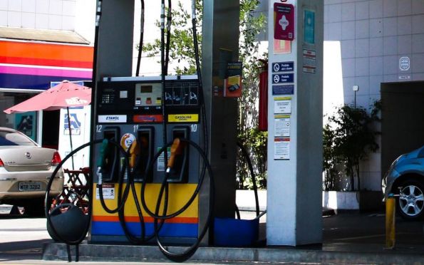 Preço da gasolina deve reduzir até R$ 0,98 por litro em Sergipe