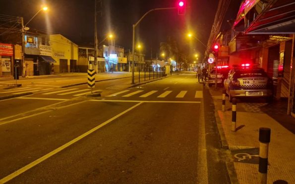 Pedestre é atropelado por motocicleta em avenida de Aracaju