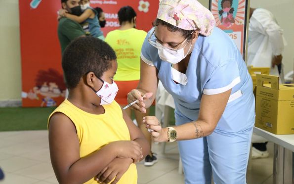 Resistência à vacinação em Aracaju faz aumentar internações de crianças