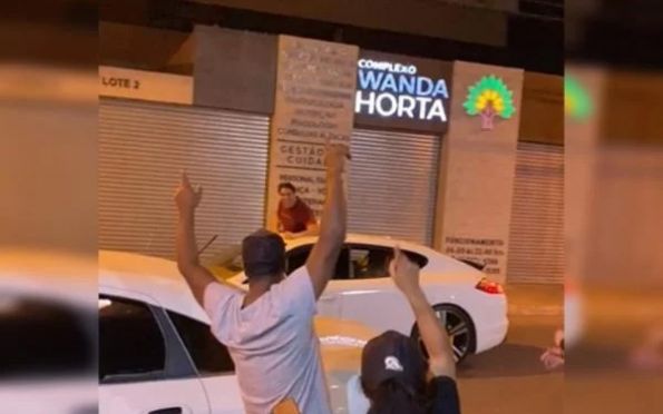 Vídeo: Alexandre ganha festa e é ovacionado: “Aqui é Guará, p*”