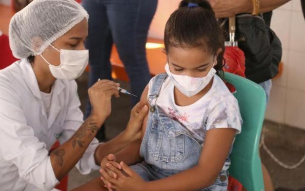 Aplicação de vacinas são retomadas em escolas e creches de Aracaju