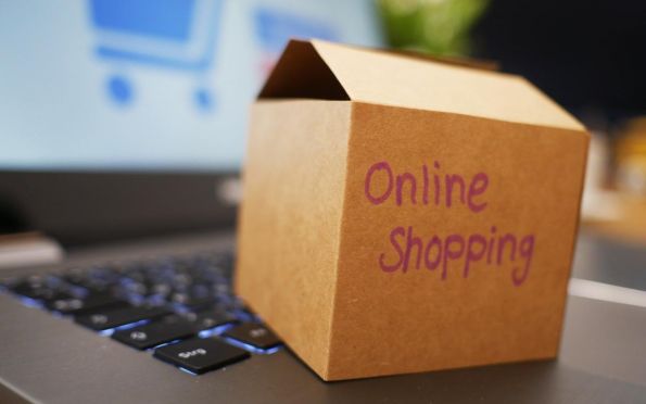 Compras online: conheça as vantagens e desvantagens dessa prática
