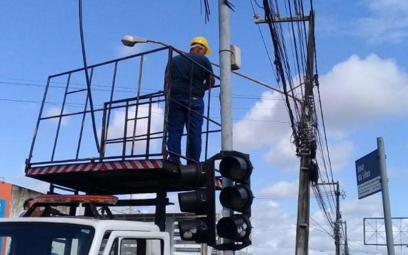Em 2022, mais de 9 mil metros de cabos de semáforos foram furtados