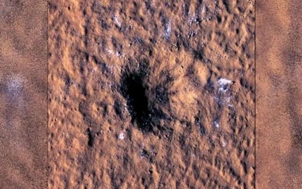 Sonda da Nasa registra impacto “impressionante” de meteorito em Marte