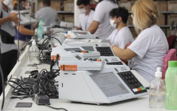 TRE-SE inicia preparação das urnas para o segundo turno das eleições