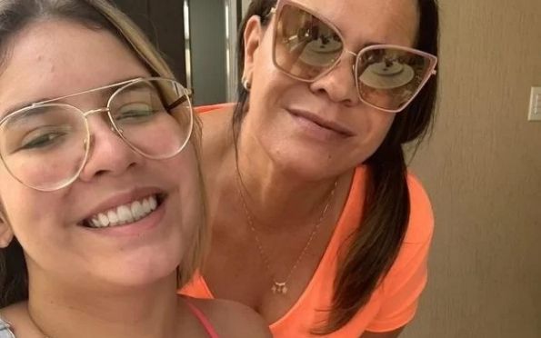 Mãe de Marília Mendonça comove web ao falar sobre saudade da cantora