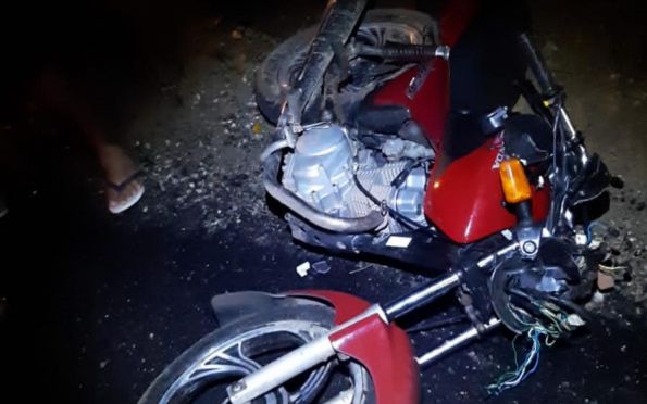Motociclista e cavalo morrem após colisão com cavalo em Lagarto (SE)