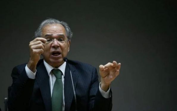 Paulo Guedes afirma que visita de Bolsonaro ao STF foi uma “cortesia”