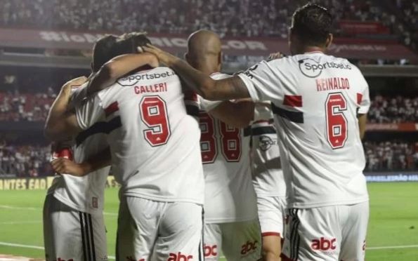 São Paulo recebe o Atlético-MG em duelo direto pela Libertadores