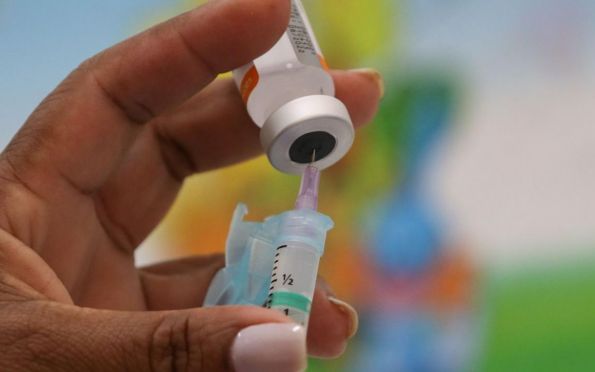Vacinação contra pólio e Covid estará disponível sábado (26) em Aracaju