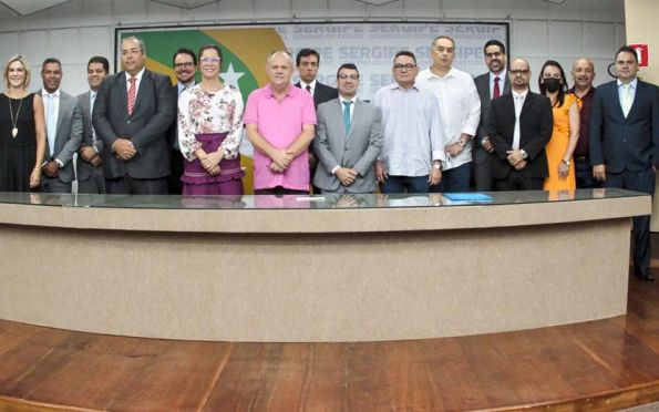Belivaldo Chagas assina promoção de 36 delegados da Polícia Civil