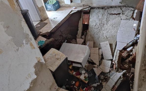 Desabamento de piso deixa duas pessoas feridas em Aracaju