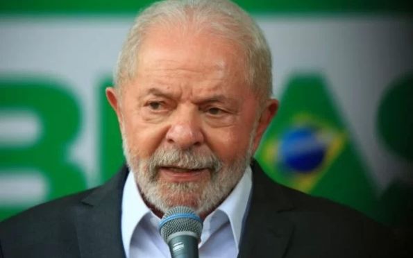 Lula e Alckmin são diplomados como presidente e vice presidente no TSE