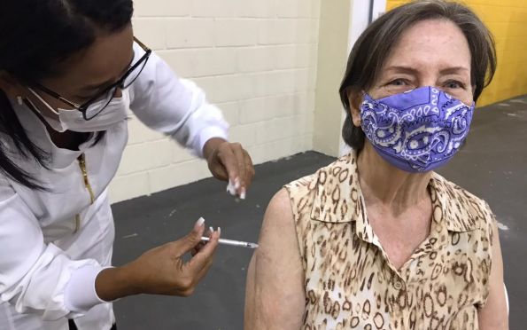 Covid: Mais de 50% dos idosos tomaram 5ª dose da vacina em Aracaju
