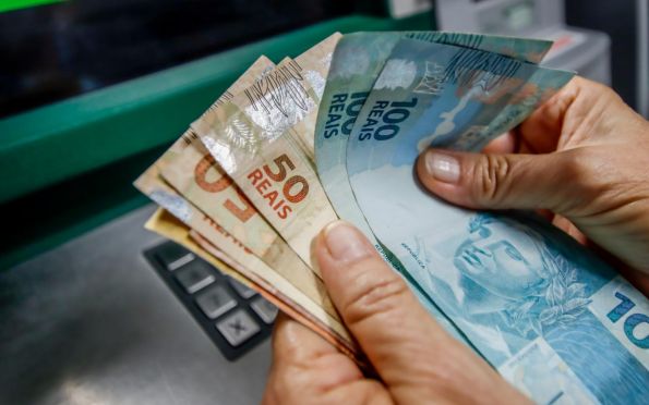 Poupança tem retirada líquida recorde de R$ 103,24 bi em 2022