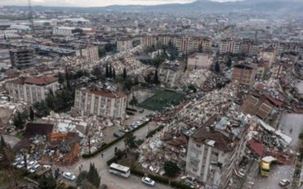 Número de mortos em terremoto na Turquia e Síria passa de 28 mil
