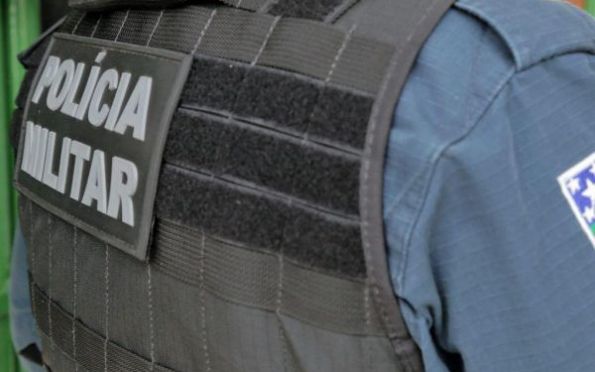 Polícia flagra tentativa de homicídio com facão e arma em Aracaju 