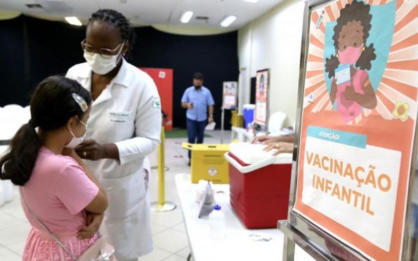 Vacinação para crianças de 6 meses a 11 anos é retomada em Aracaju 