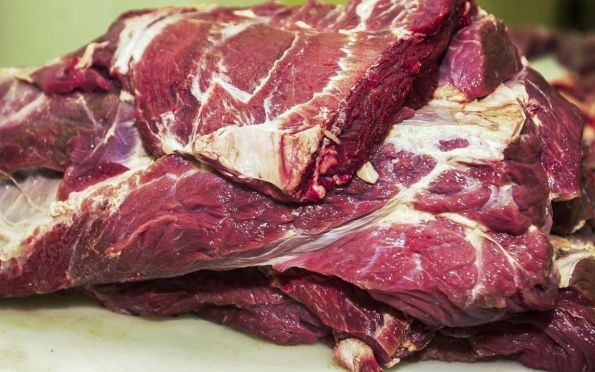 China suspende embargo à carne bovina brasileira