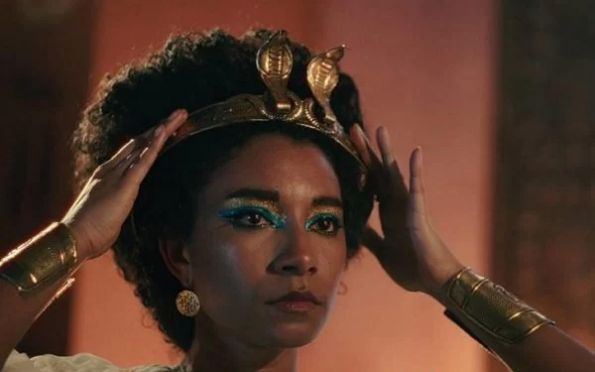 Advogado egípcio processa Netflix por escolher Cleópatra negra para série