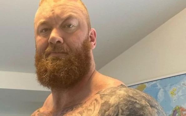 Bjornsson, de Game of Thrones, “estoura” o peito em exercício. Entenda