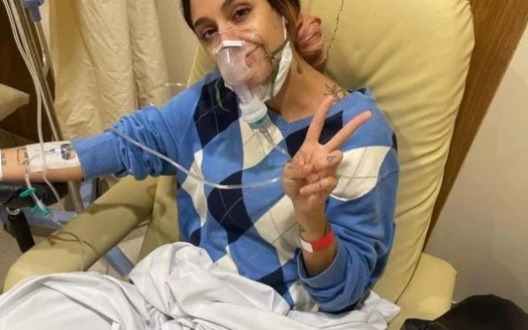 Rapper e atriz, Azzy é hospitalizada e atualiza os fãs: “Em repouso”