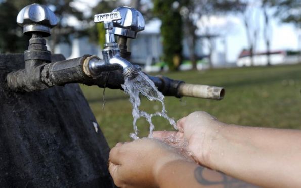 Sete municípios sergipanos ficam desabastecidos de água após adutora romper