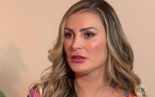 Andressa Urach vai à igreja após criar perfil no OnlyFans: “Renovada”