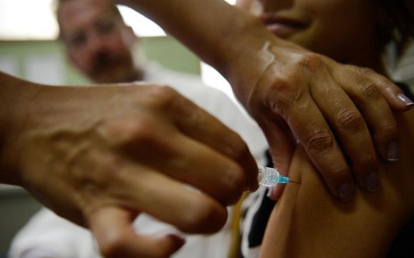 Brasil tem 16 milhões de vacinados com dose bivalente contra covid-19