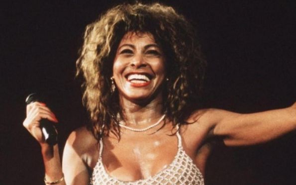 Relembre a trajetória de Tina Turner, diva do rock internacional