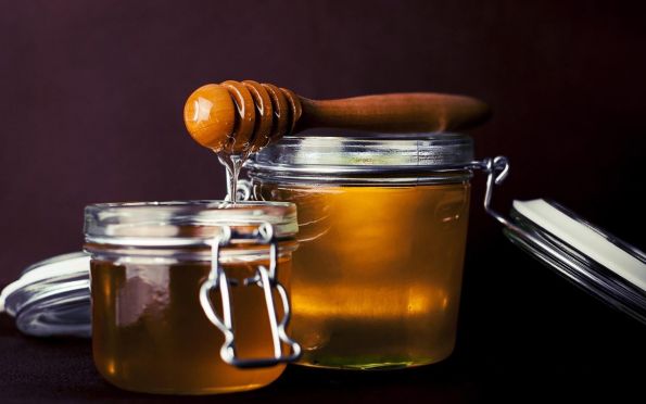Três perguntas sobre o mel para a nutricionista Sophia Rocha