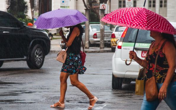 Defesa Civil emite alerta de chuvas moderadas para as próximas 24h