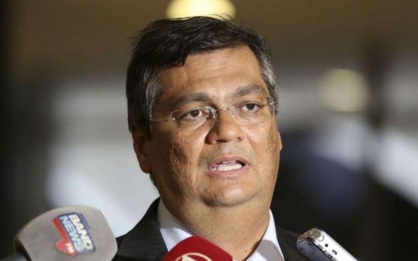 Ministro Flávio Dino determina suspensão de perfis regionais da PRF e da PF
