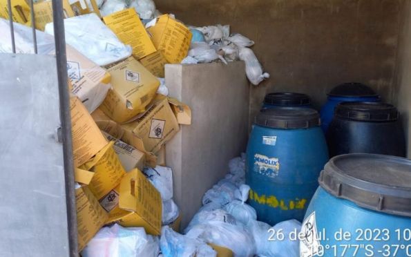 Após fiscalização, Aquidabã (SE) é notificada por armazenamento irregular de lixo hospitalar 