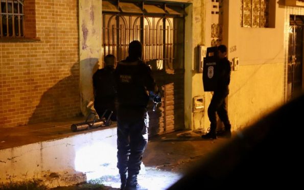 Operação contra grupo criminoso termina com 2 mortos e 6 presos em Sergipe
