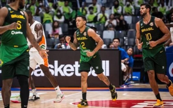 Brasil sofre, mas bate Costa do Marfim e avança na Copa de basquete