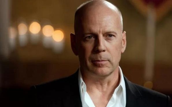 Fantástico revela que repórter tem a mesma doença de Bruce Willis