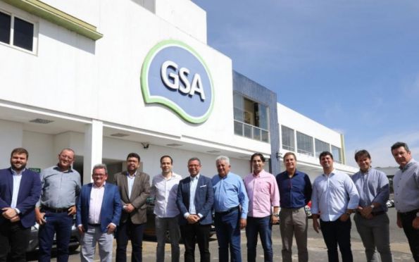 Governo visita indústria de Goiás e incentiva instalação em Sergipe 