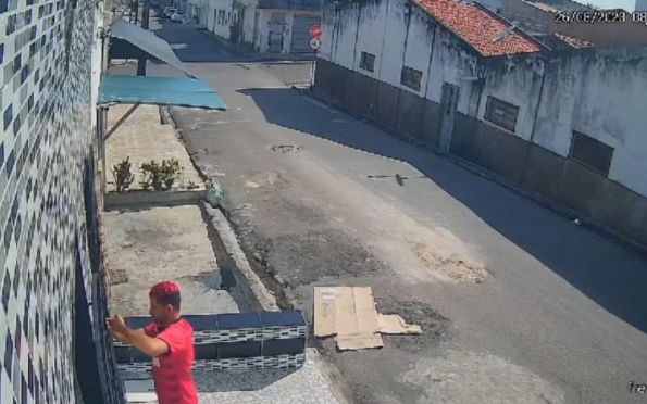 Suspeito de tentativa de roubo em Aracaju se apresenta à Polícia Civil