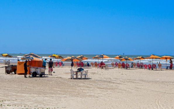 Adema aponta que praias sergipanas estão próprias para banho