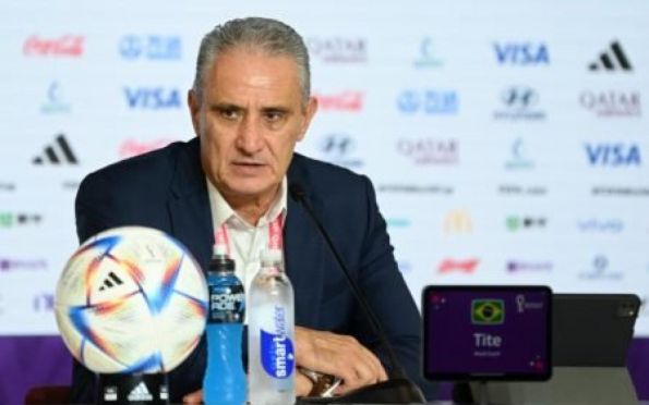 Diretoria do Flamengo janta com Tite para tentar levá-lo ao Flamengo