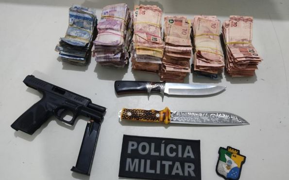 Dois homens são presos com pistola e R$ 16 mil em espécie no Guajará